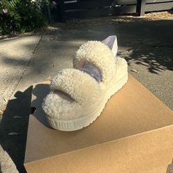 Ugg Slippers 