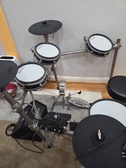 Simmons Sd1200 Drum Set With Da25 Amp