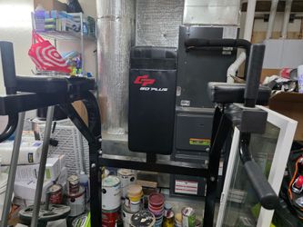 Dip station