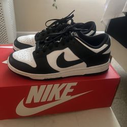 Black and White Panda Nike Dunks Size 7.5