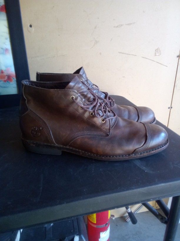 Timberland Earth Keepers Brown Color Boots Size 9 Man