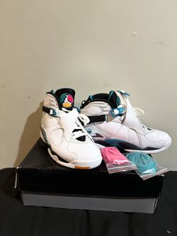 Jordan 8 Retro 