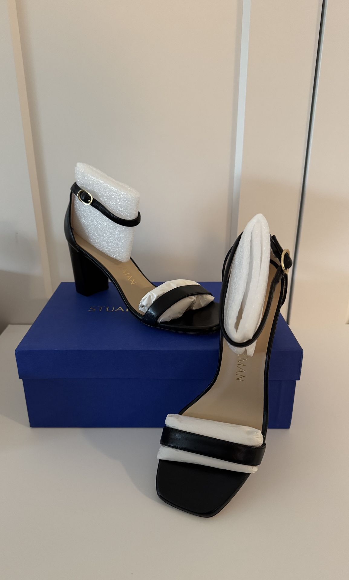 NEW Stuart Weitzman Nudistcurve Black Leather Block Heel Sandal, Size 8.5