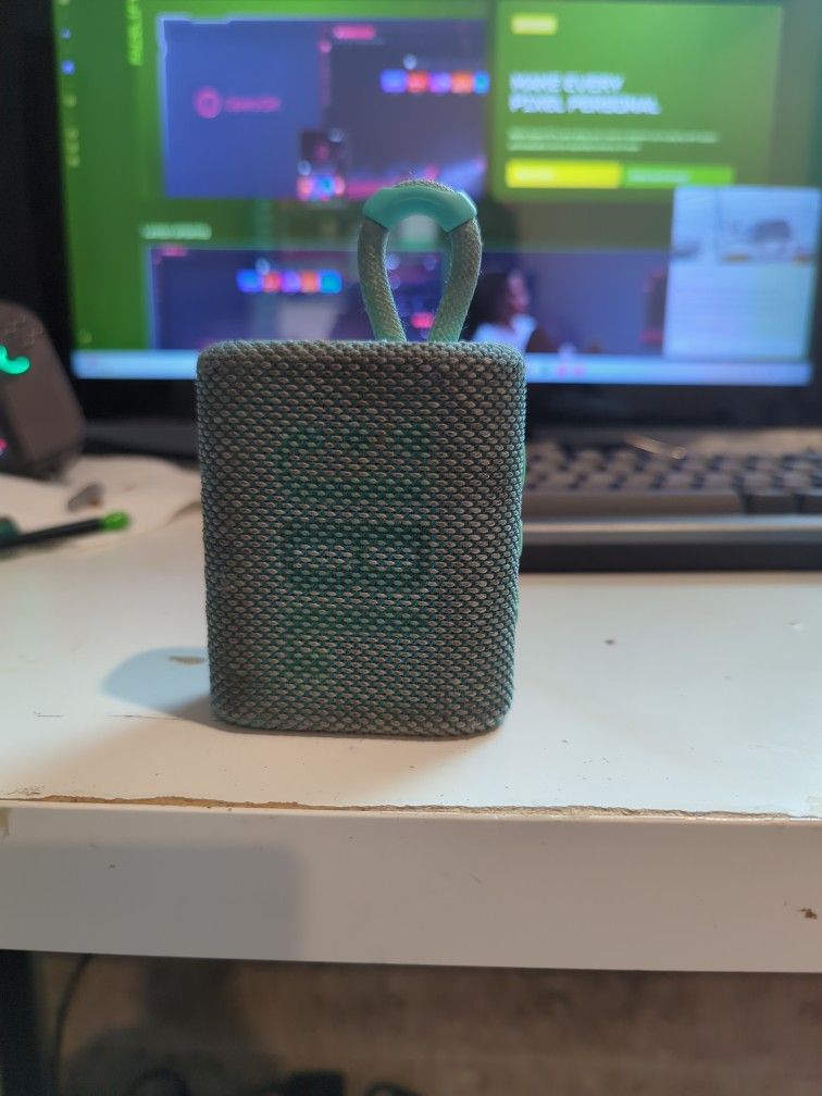 JBL Go 3