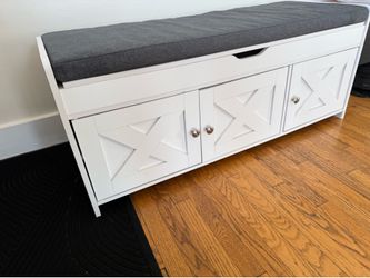 White Shoe Storage Bench – Great Condition