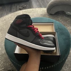jordan 1 "gym satin red" size 9