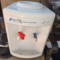 Counter Top Water Despenser 