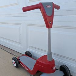 Red Radio Flyer 2 in 1 Ride on car & Scooter for toddlers, Kids Ages 1-4