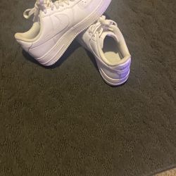 AF1 