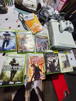 Vintage Microsoft Xbox 360 Pro Console Bundle - 60GB HDD - Includes Controller & 7 Games