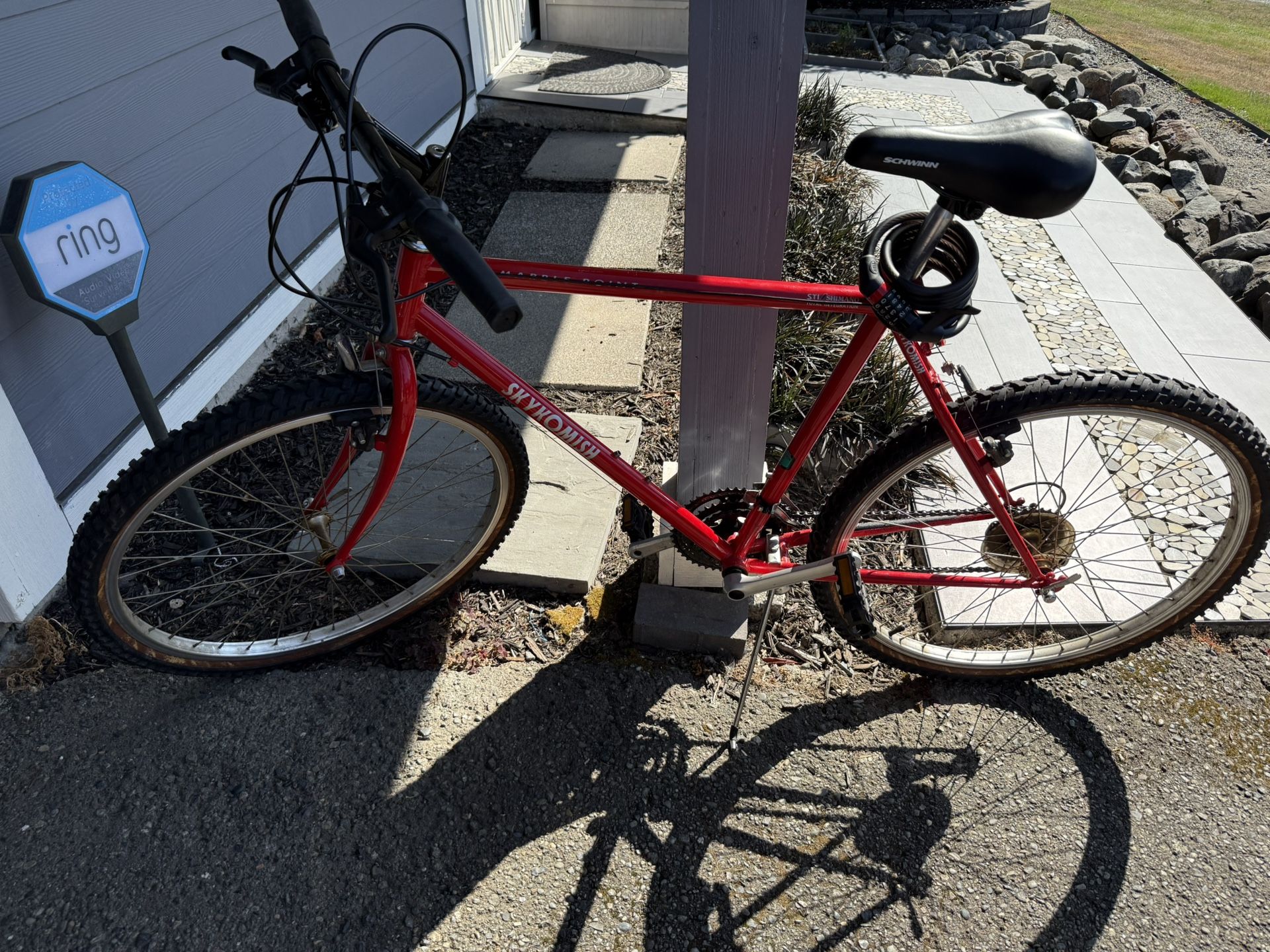 Selling 3 Adult Bikes 