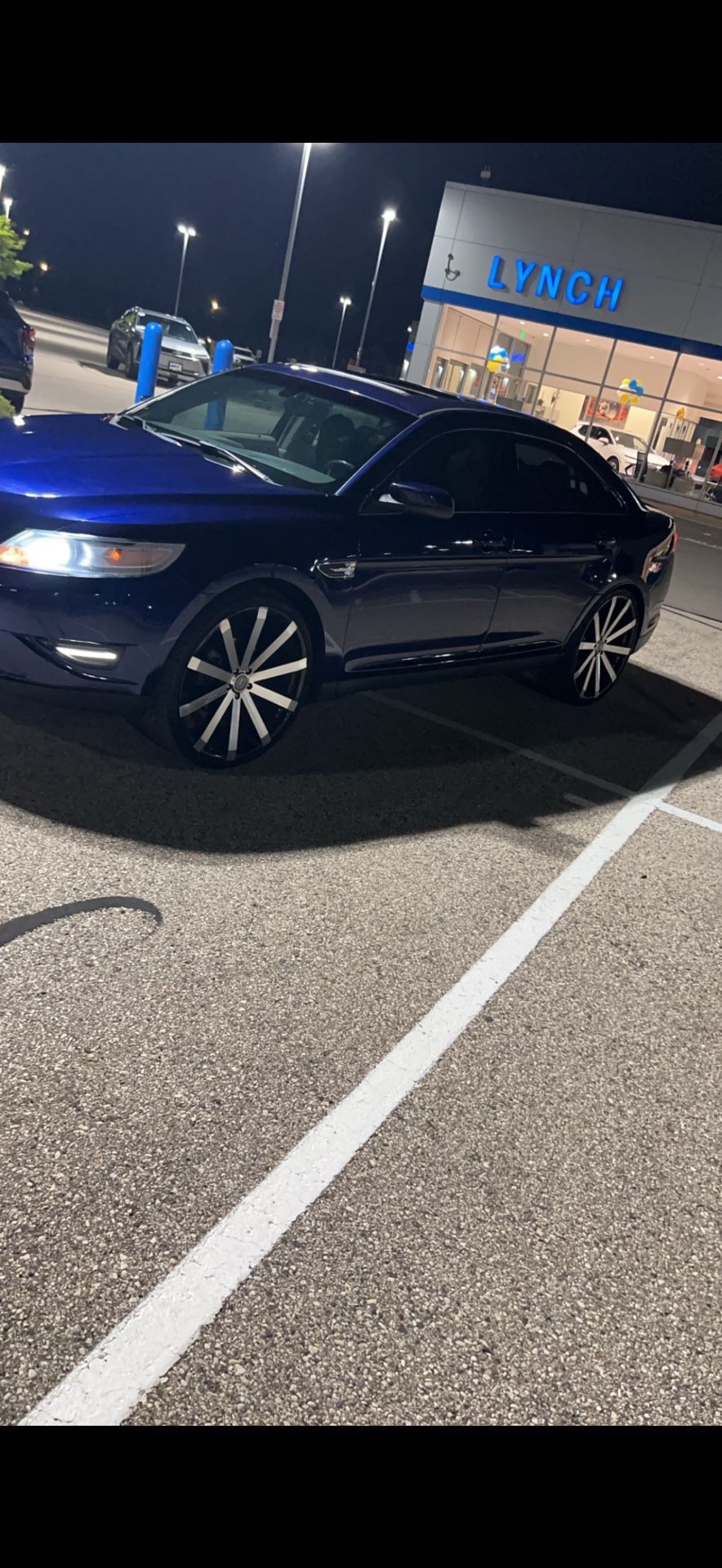 2011 Ford Taurus SEL