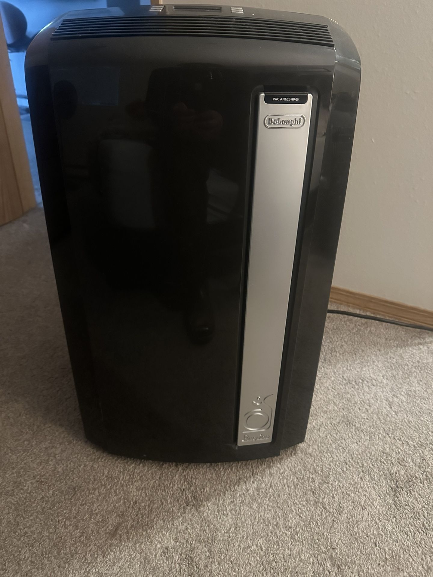 Delonghi Portable Ac 12,500 BTU