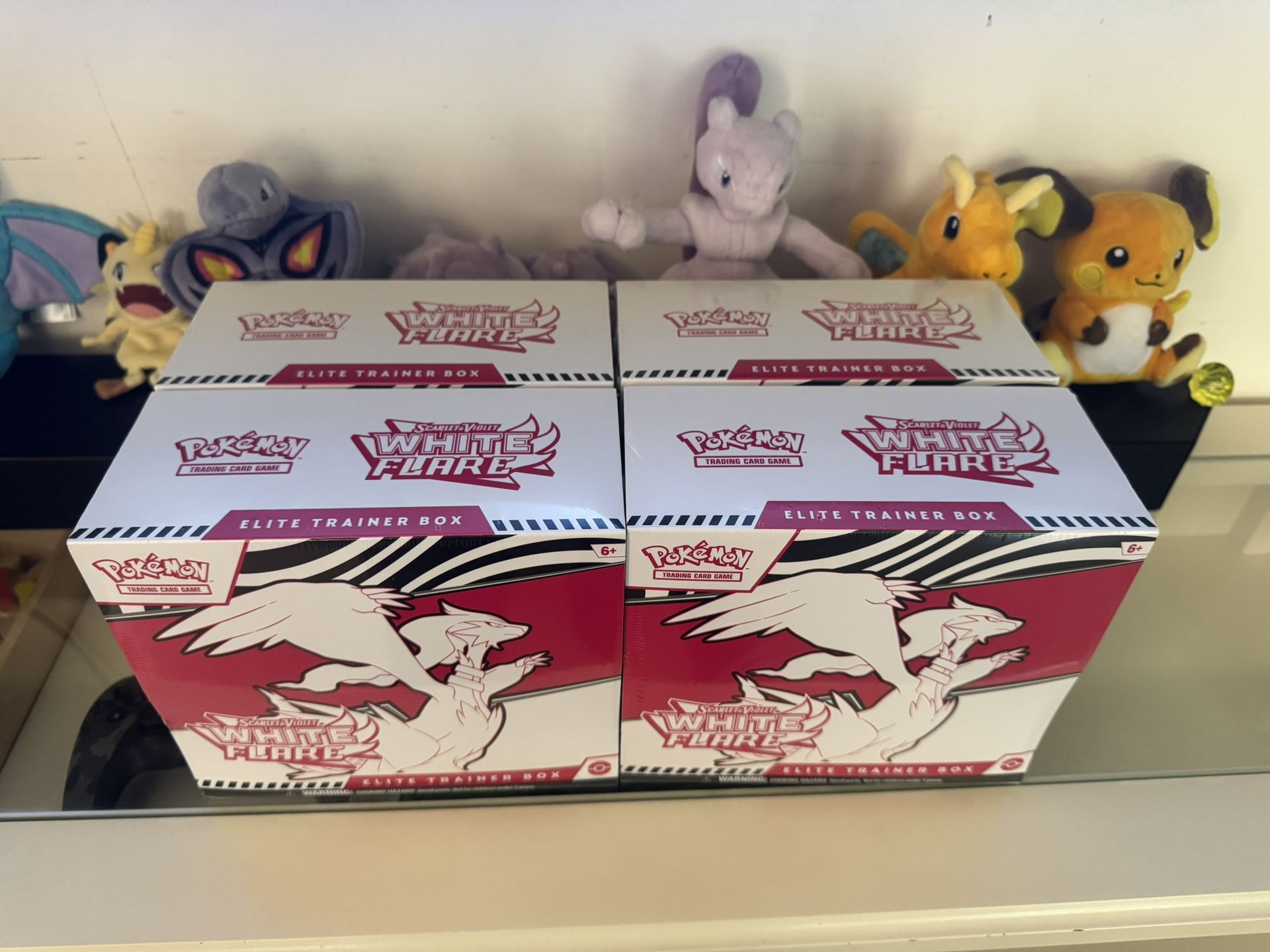 Pokemon White Flare ETB Elite Trainer Box