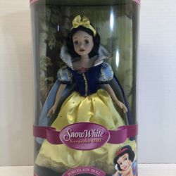 Disney 2004 Snow White Porcelain Doll, 14”