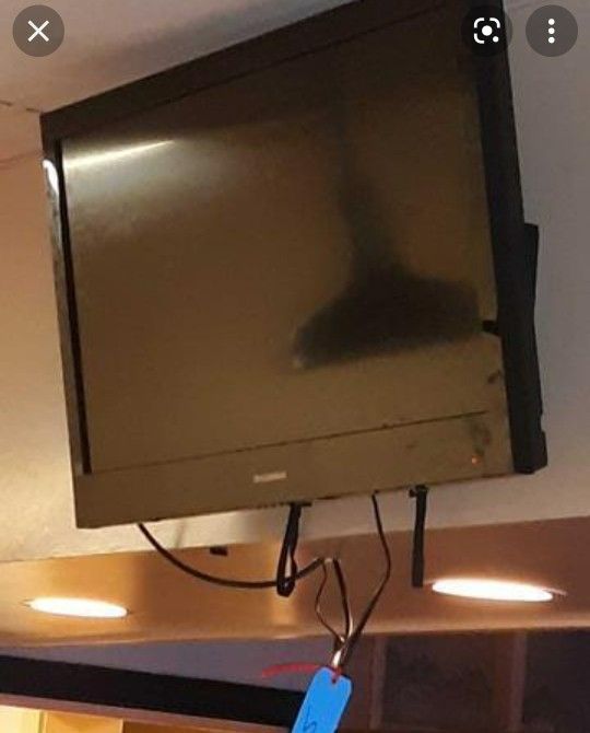 SYVALNIA 50 " TELEVISION