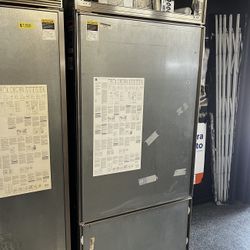 SUB-ZERO BOTTOM FREEZER BUILT IN 36” REFRIGERATOR 