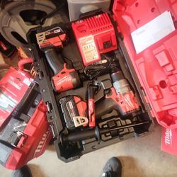 Milwaukee

M18 FUEL 18V Lithium-Ion Brushless Cordless Hammer Drill and Impact Driver Combo Kit (2-Tool) with 2 Batteries

STORE PRICE $399