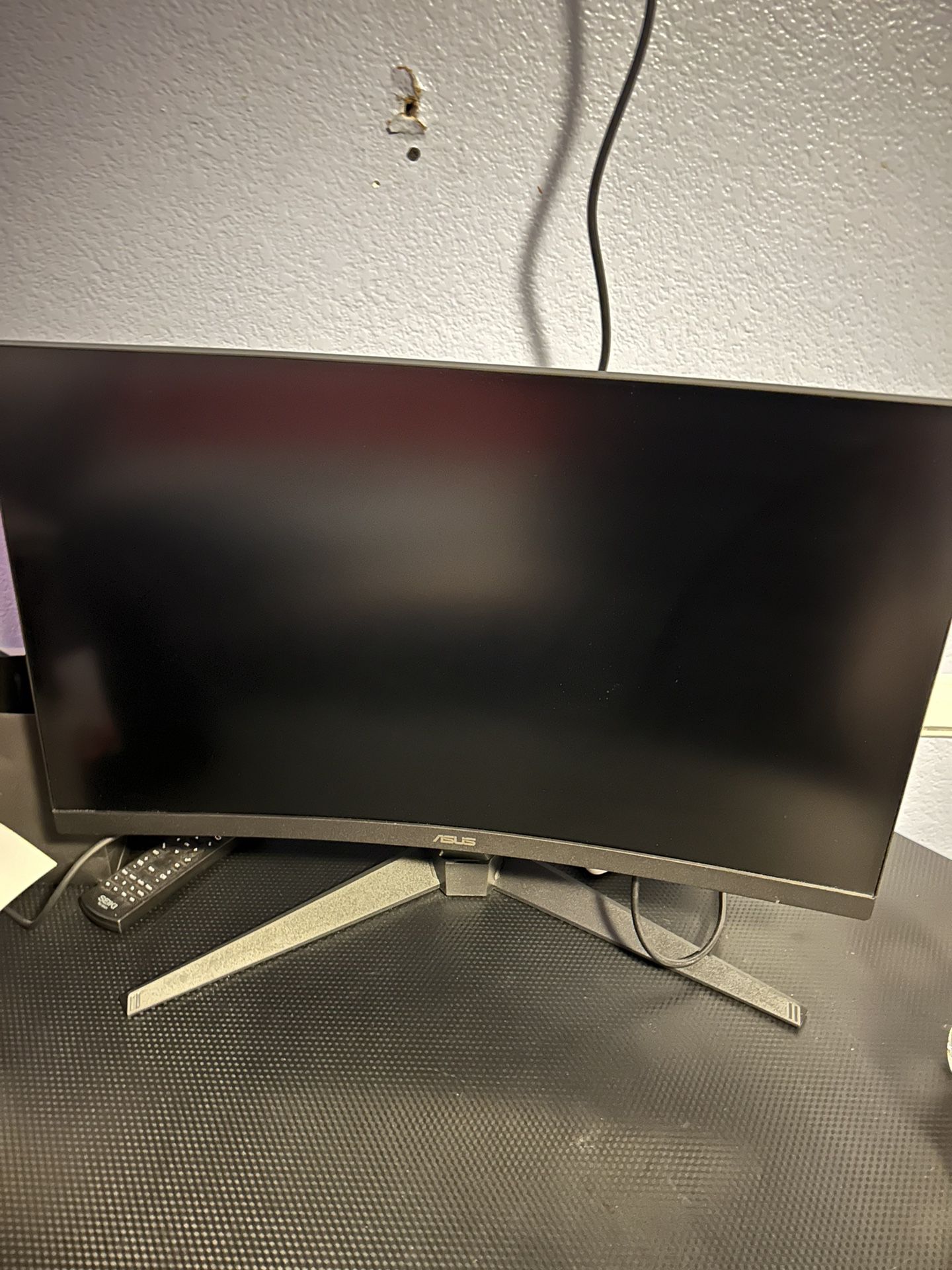 New ! ASUS Curved Monitor 160 Hz Comes built!!