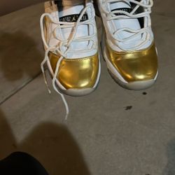 Jordan 11 Retro’s Size 6 In Men 