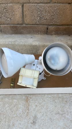 Sensor light for sale good condition $25