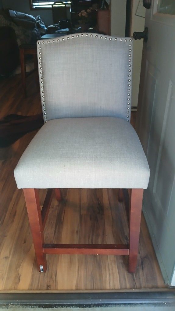 Accent Chair 
