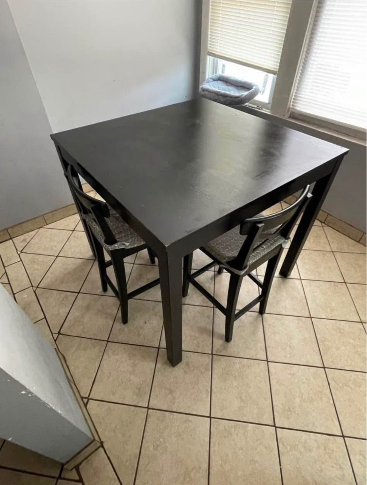 Dining Table Set Of 4