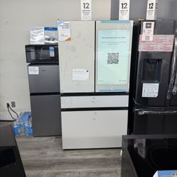 Samsung - Bespoke 29 cu. ft. 4-Door French Door Refrigerator with AI Family Hub+ - White Glass ☑️