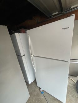 Whirlpool top freezer refrigerator