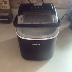 Instant Ice 🧊 Maker! 