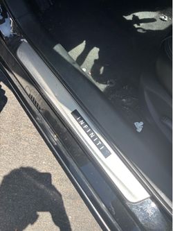 Q50 Sedan Infiniti light up door step