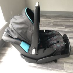 Infant Car seat 