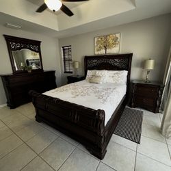 Luxury Dark Wood Bedroom Set – Bed Frame, Dresser & 2 Nightstands
