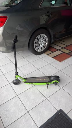 Razor electric scooter