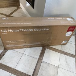LG S90TR soundbar bundle