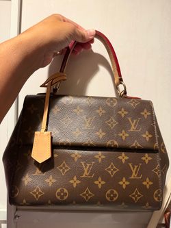 Louis Vuitton Cluny BB