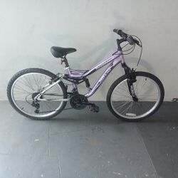 BICYCLE MONGOOSE 18 SPEED SIZE 24 BRAND NEW 