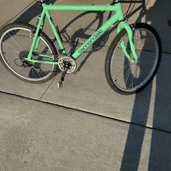 Cannondale Mountain Bike 