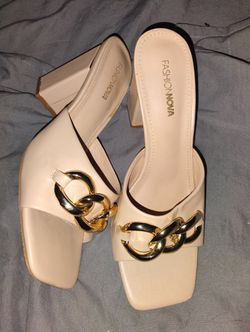 Fashion NOVA heels