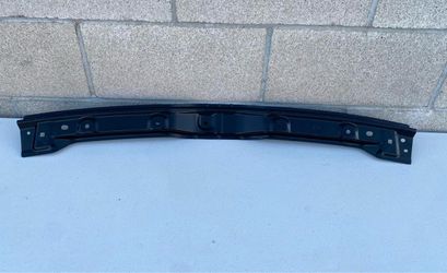 2013-2024 Toyota 4Runner Front Bumper Retainer New