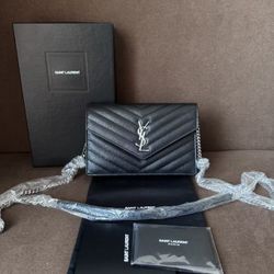 Yves Saint Laurent bag
