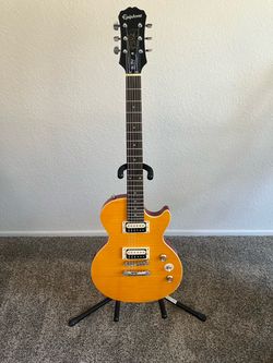 Epiphone Les Paul Electric Guitar With 100th Anniversary Gibson Gold Guitar Case