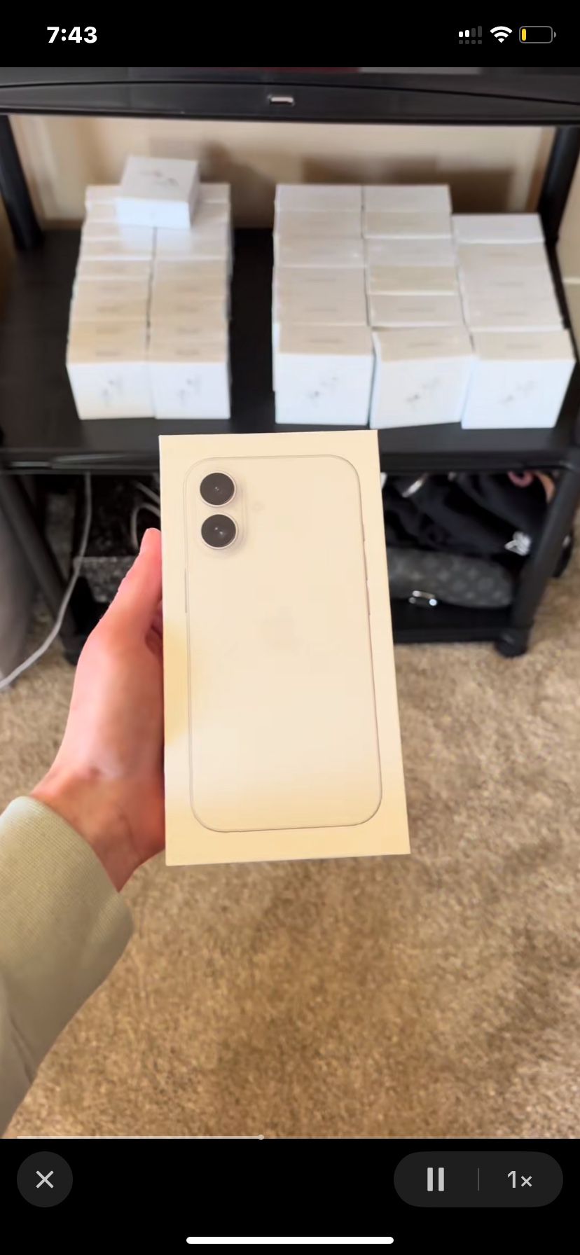White iPhone 16