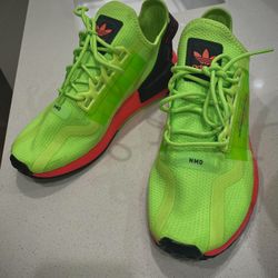 Adidas nmd running shoes sz 8.5 worn 2x still in excellent physical condition 