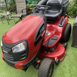 Riding Lawnmower 