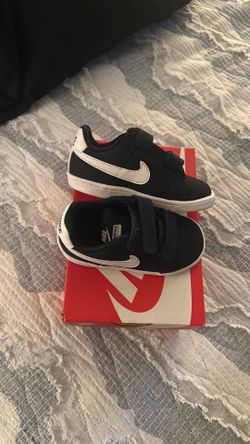 Nike Court Royale 6c