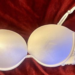 Victoria’s Secret Pink Bra 32DD