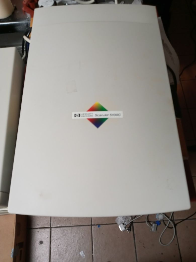 Scanjet Hewlett-Packard 5100 C