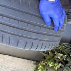 225/35/19 Used Tire