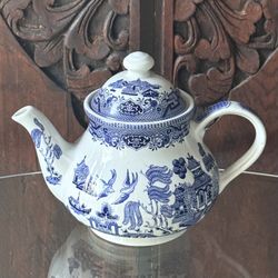 Churchill Blue Willow Teapot England